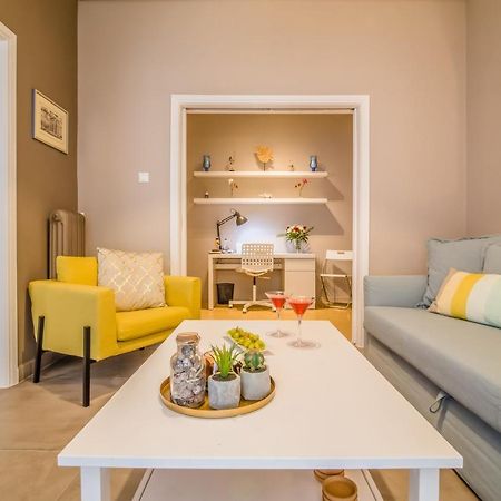 Glyfada'S Central Apartment Athena Bagian luar foto