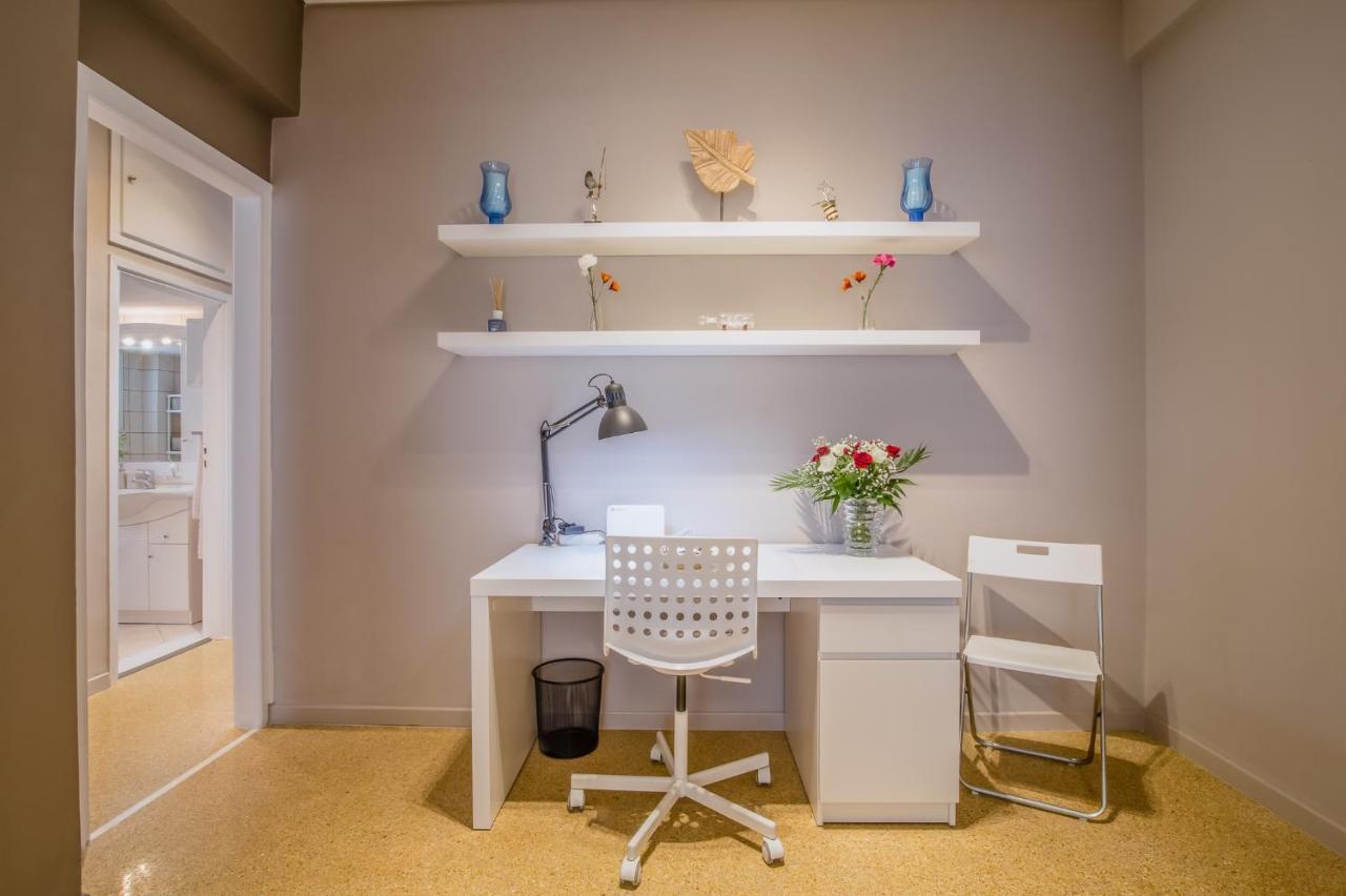 Glyfada'S Central Apartment Athena Bagian luar foto