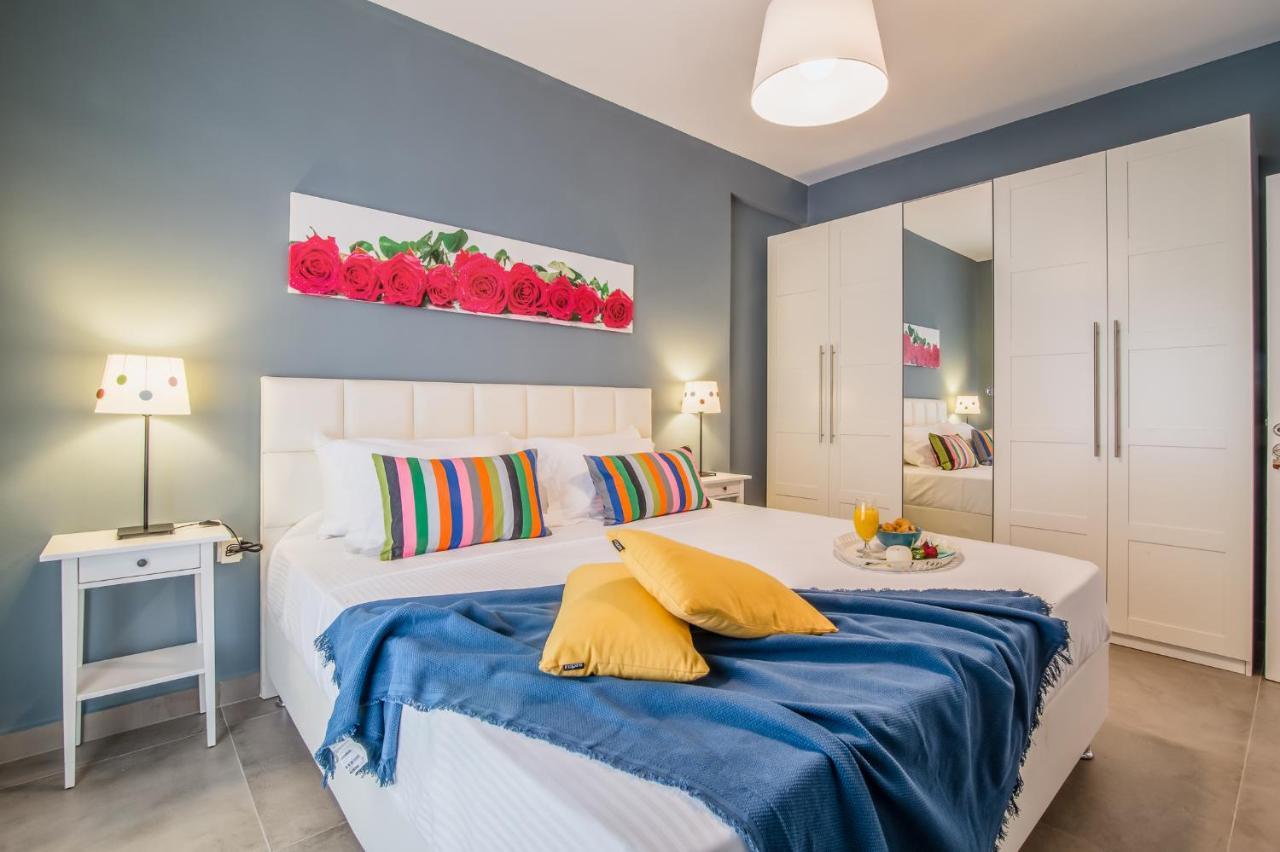 Glyfada'S Central Apartment Athena Bagian luar foto